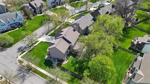 $559,900 | 13162 England Street, Overland Park, KS 66213