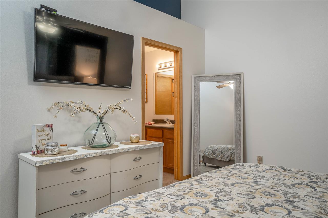 242 South Park Ridge Road North Liberty, IA 52317 - Photo 20 of 26 Gallery Image 20