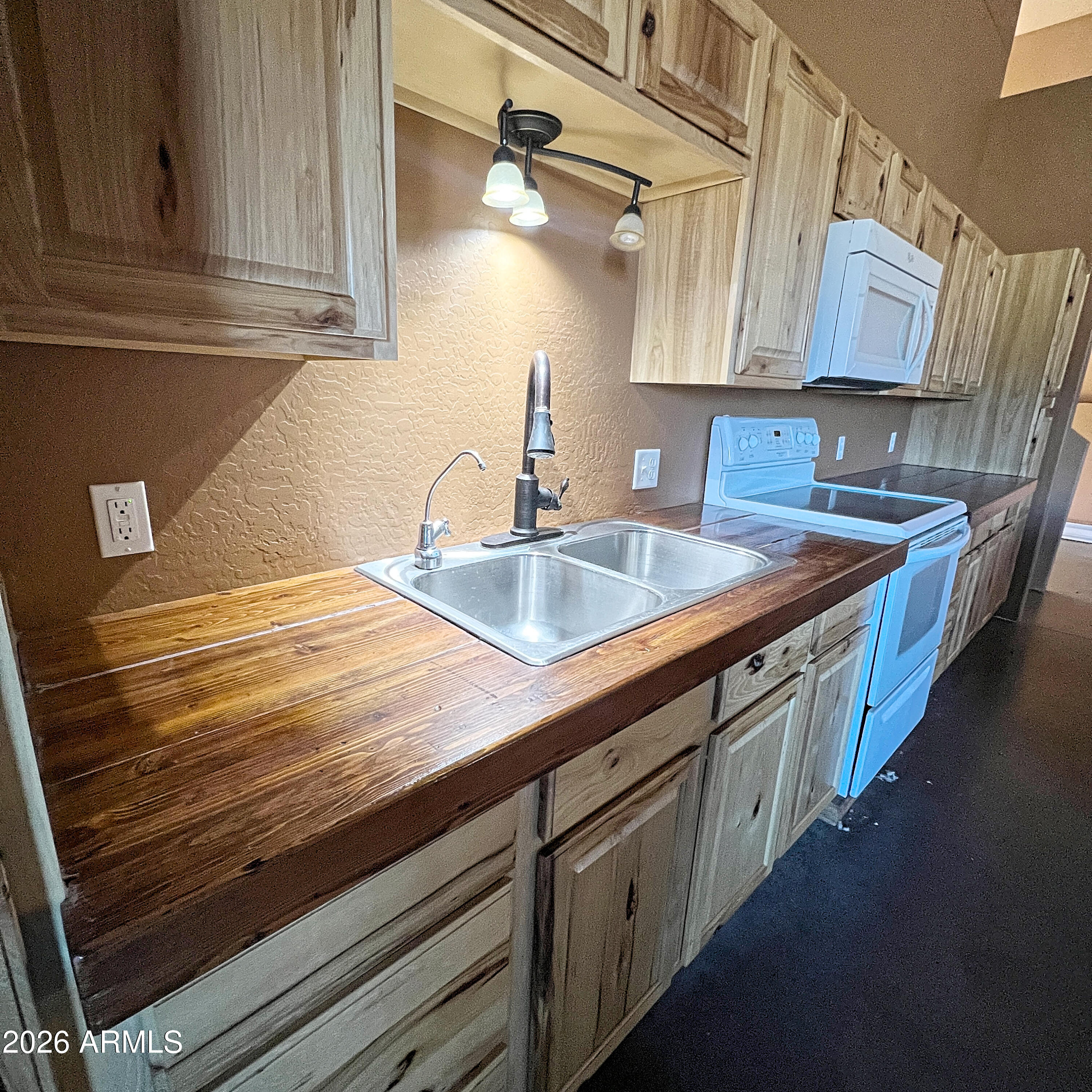 3 County Road Alpine, AZ 85920 - Photo 19 of 39 Alpine 9