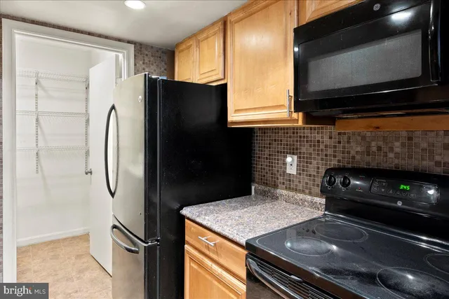 $249,900 | 14903 Rydell Road, Unit 104, Centreville, VA 20121