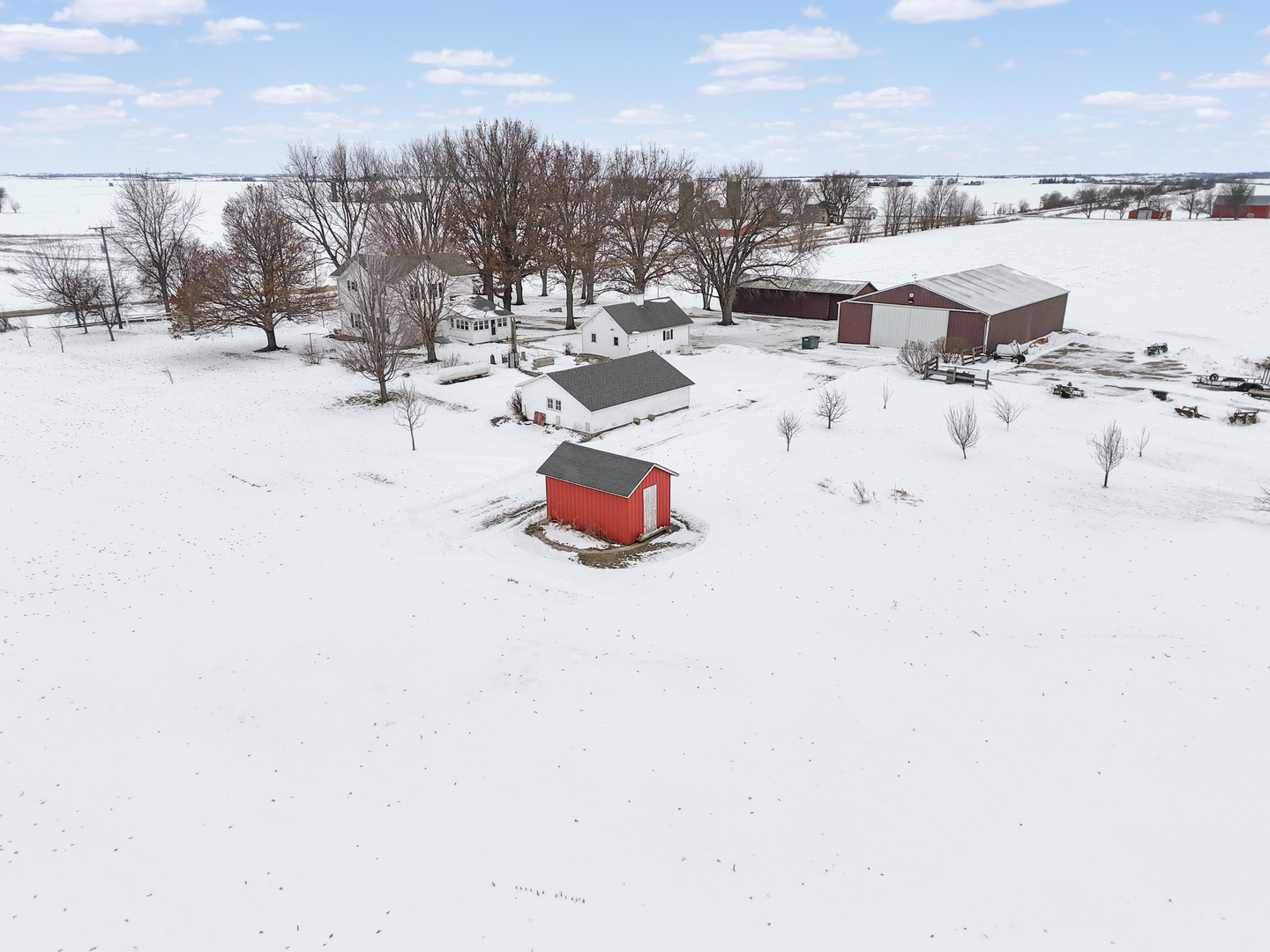 23633 Carroll Road Lanark, IL 61046 - Photo 5 of 46