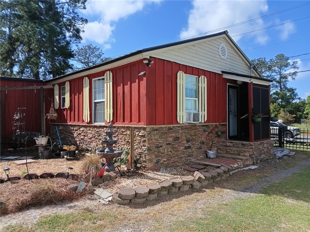 222 Linden Drive Waycross, GA 31501 - Photo 3 of 23