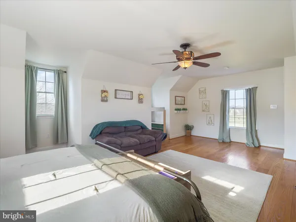 $999,999 | 126 Heritage Knoll Ln Summit Point, Summit Point, WV 25446