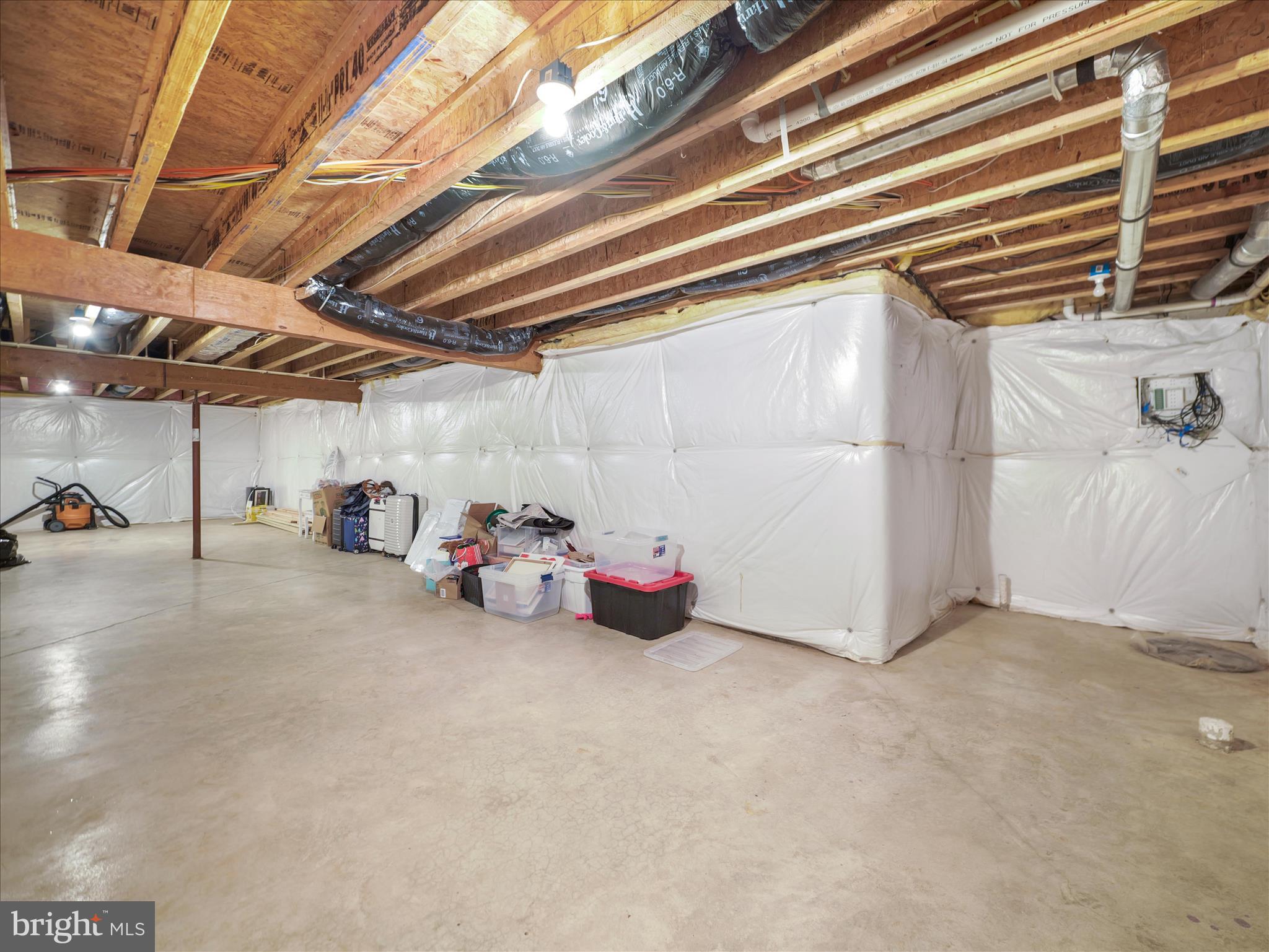 126 Heritage Knoll Ln Summit Point Summit Point, WV 25446 - Photo 59 of 64 a view of a garage