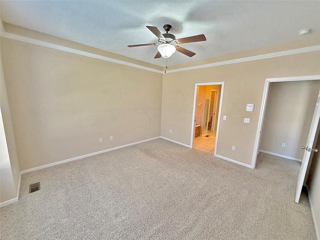 1112 Southwest Hoke Drive Lee's Summit, MO 64081 - Photo 17 of 94