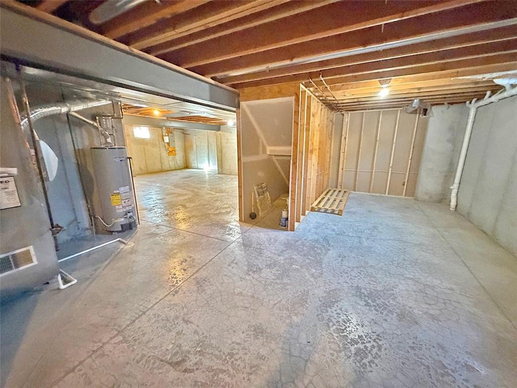 1112 Southwest Hoke Drive Lee's Summit, MO 64081 - Photo 35 of 94