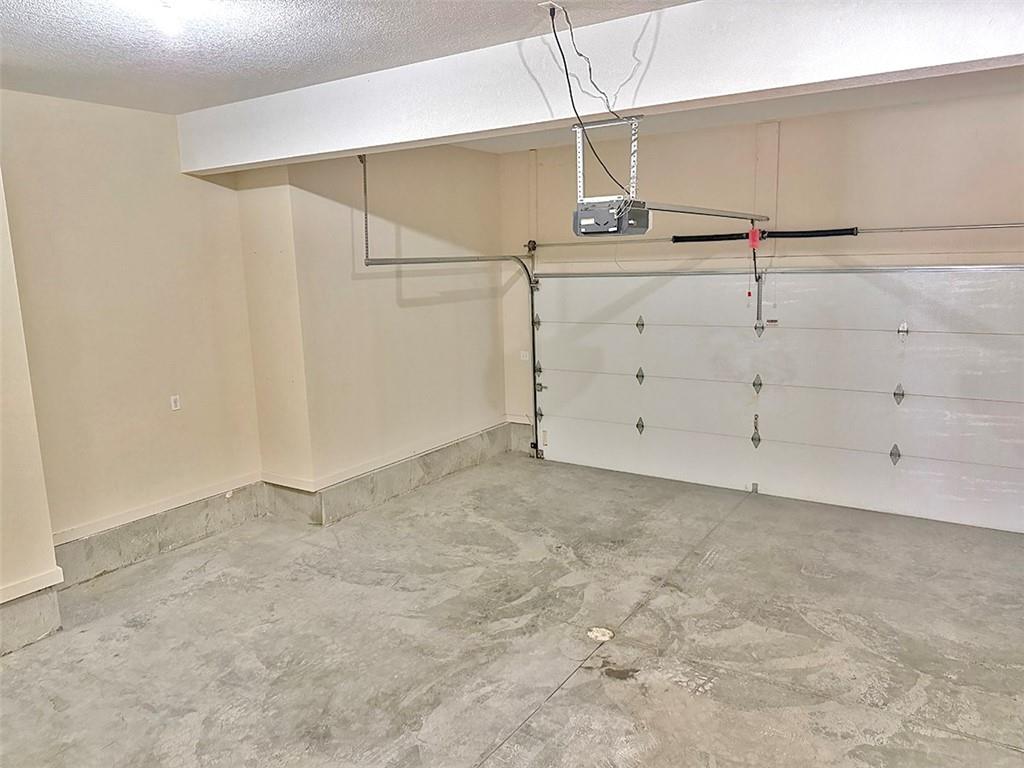 1112 Southwest Hoke Drive Lee's Summit, MO 64081 - Photo 37 of 94