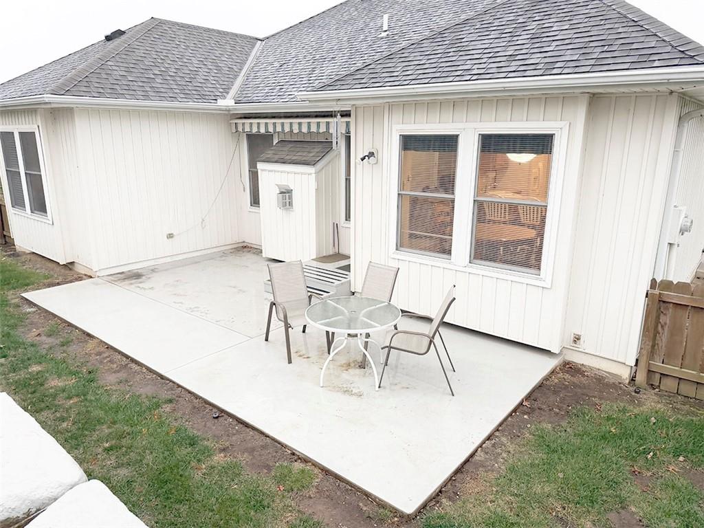 1112 Southwest Hoke Drive Lee's Summit, MO 64081 - Photo 39 of 94