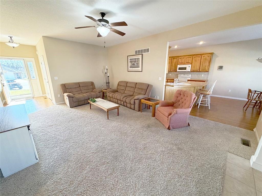 1112 Southwest Hoke Drive Lee's Summit, MO 64081 - Photo 47 of 94