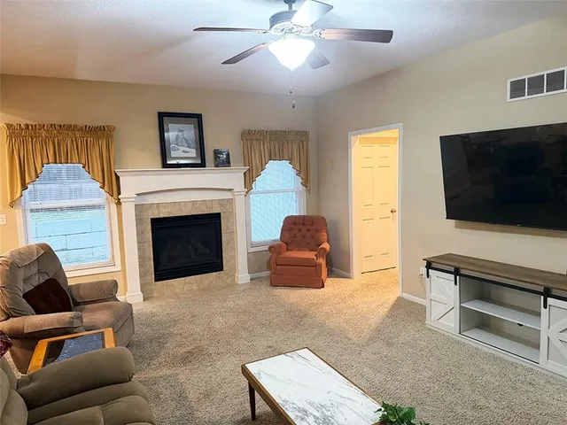 $375,000 | 1112 Southwest Hoke Drive, Lee's Summit, MO 64081