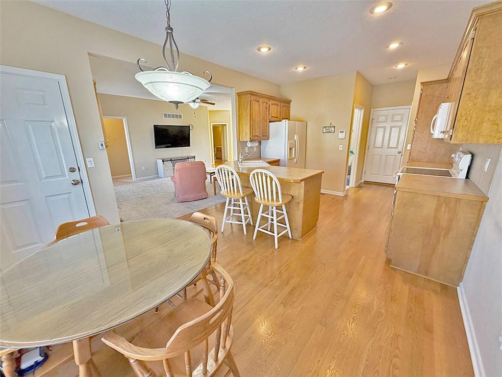 1112 Southwest Hoke Drive Lee's Summit, MO 64081 - Photo 53 of 94