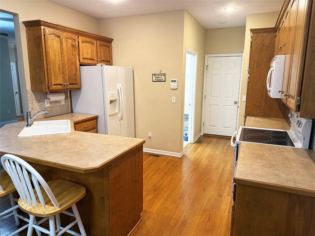 1112 Southwest Hoke Drive Lee's Summit, MO 64081 - Photo 58 of 94