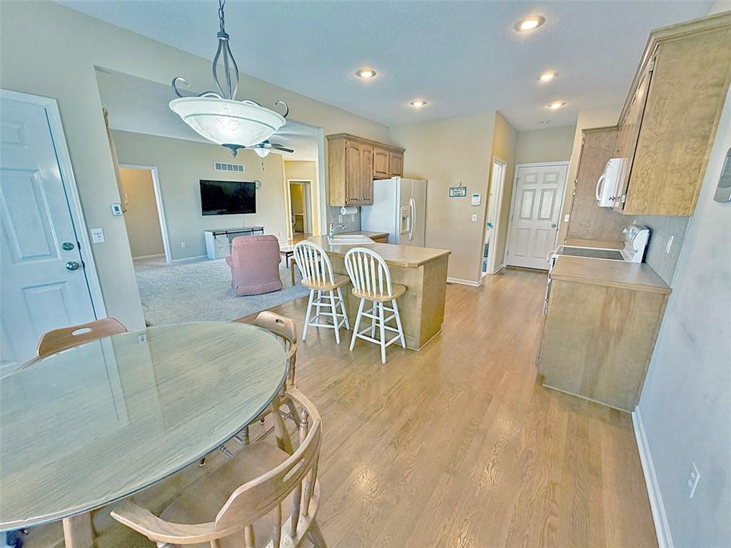 1112 Southwest Hoke Drive Lee's Summit, MO 64081 - Photo 62 of 94