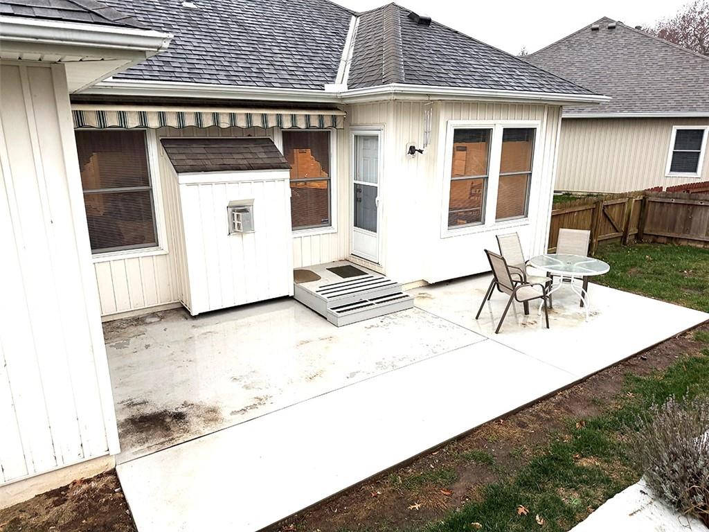 1112 Southwest Hoke Drive Lee's Summit, MO 64081 - Photo 86 of 94