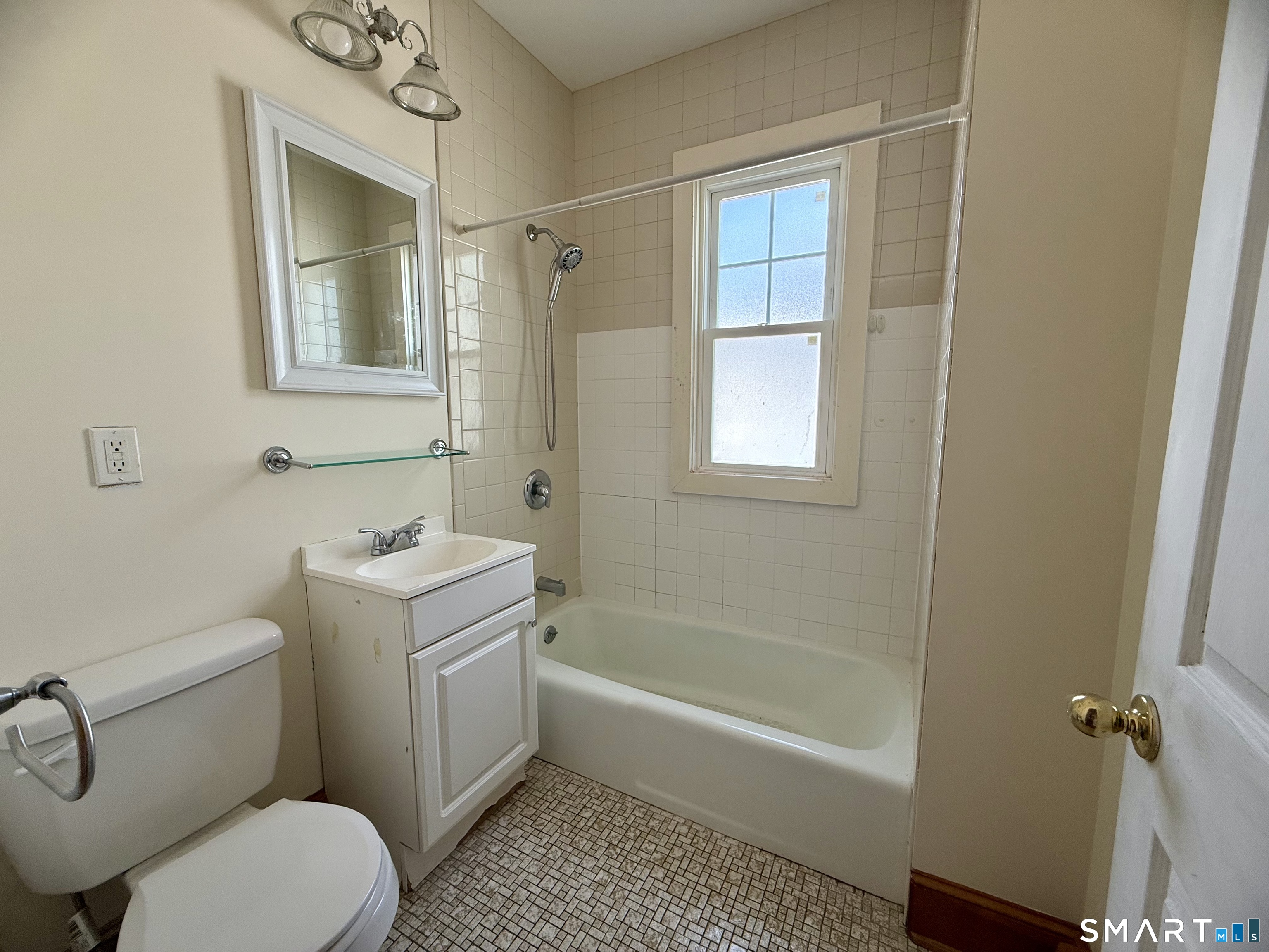 112 Belden Street, Unit 2W New Britain, CT 06051 - Photo 6 of 13