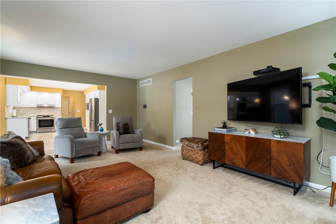 12 Grouse Point Penfield, NY 14580 - Photo 12 of 49