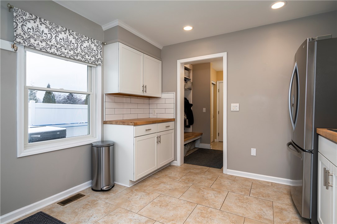 12 Grouse Point Penfield, NY 14580 - Photo 27 of 49