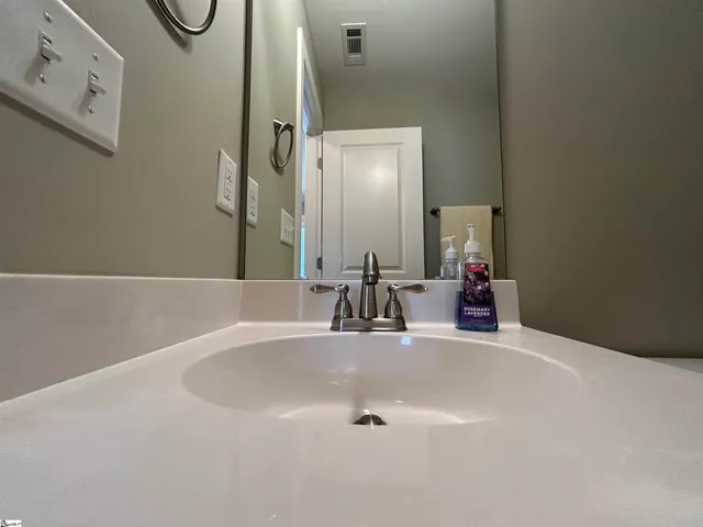 $285,000 | 120 Shalom Drive, Simpsonville, SC 29681