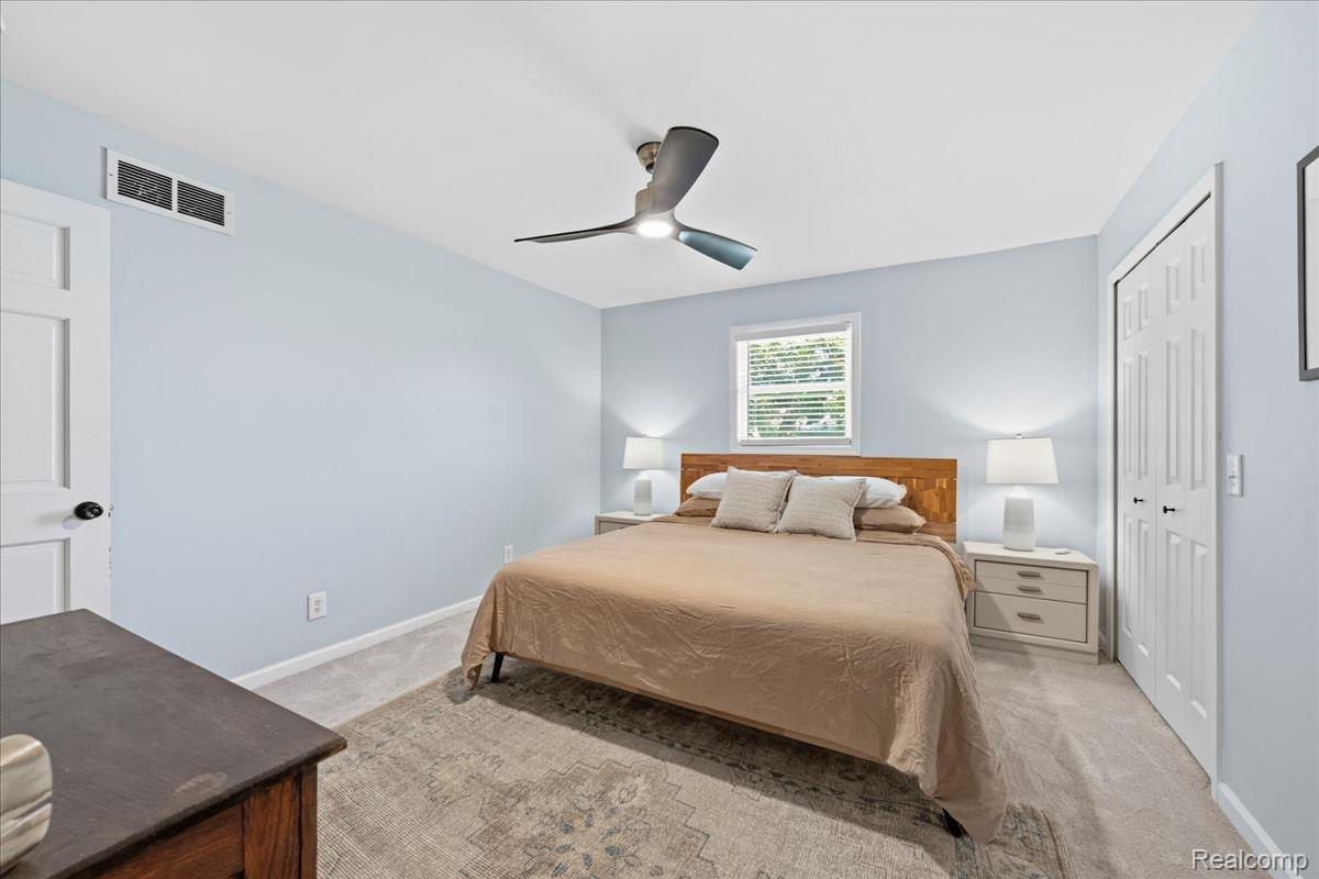 1475 North Irish Road Davison, MI 48423 - Photo 24 of 55 31-1475_N_Irish_033.jpg