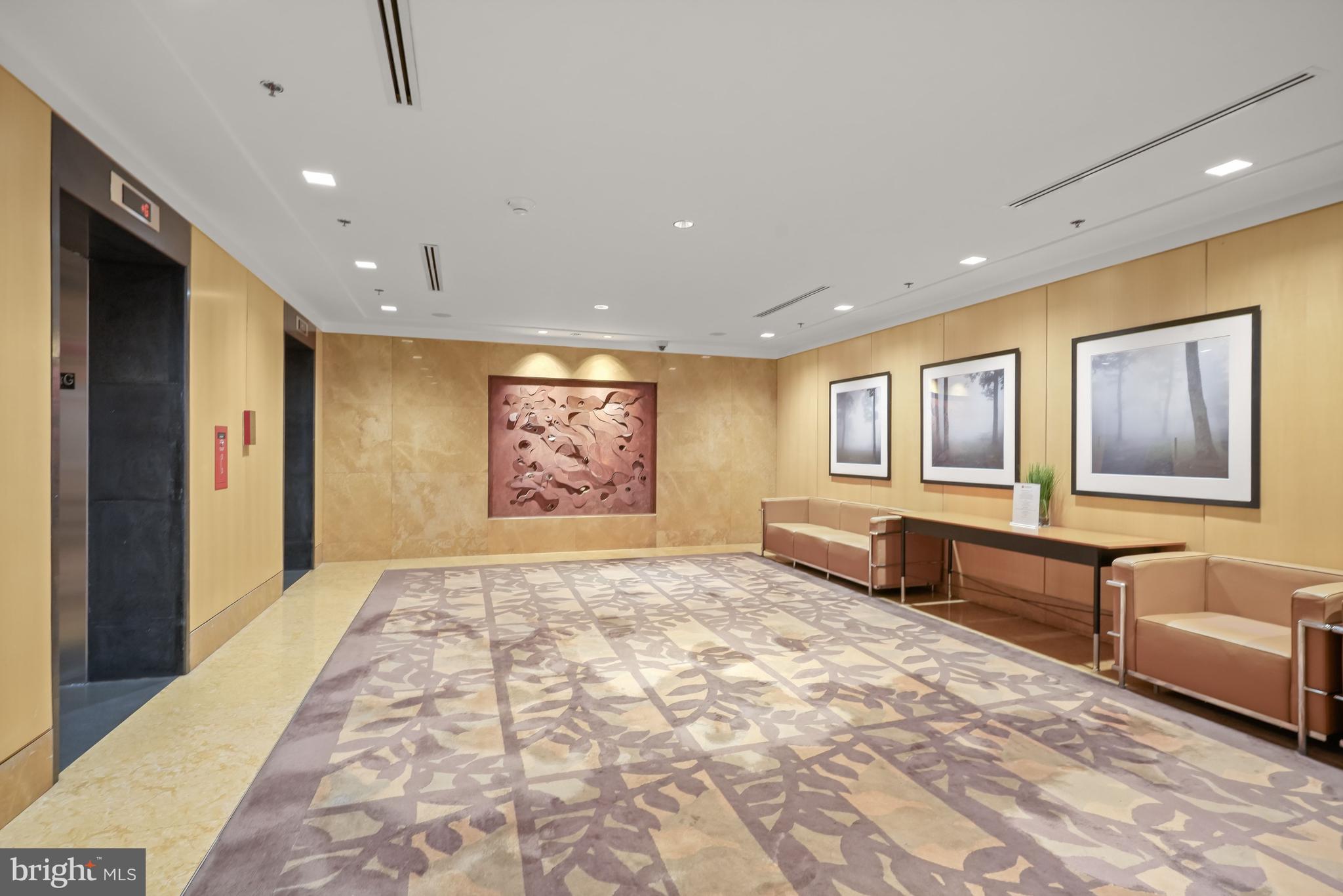910 M Street Northwest, Unit 304 Washington, DC 20001 - Photo 3 of 24 24Hr Front Desk