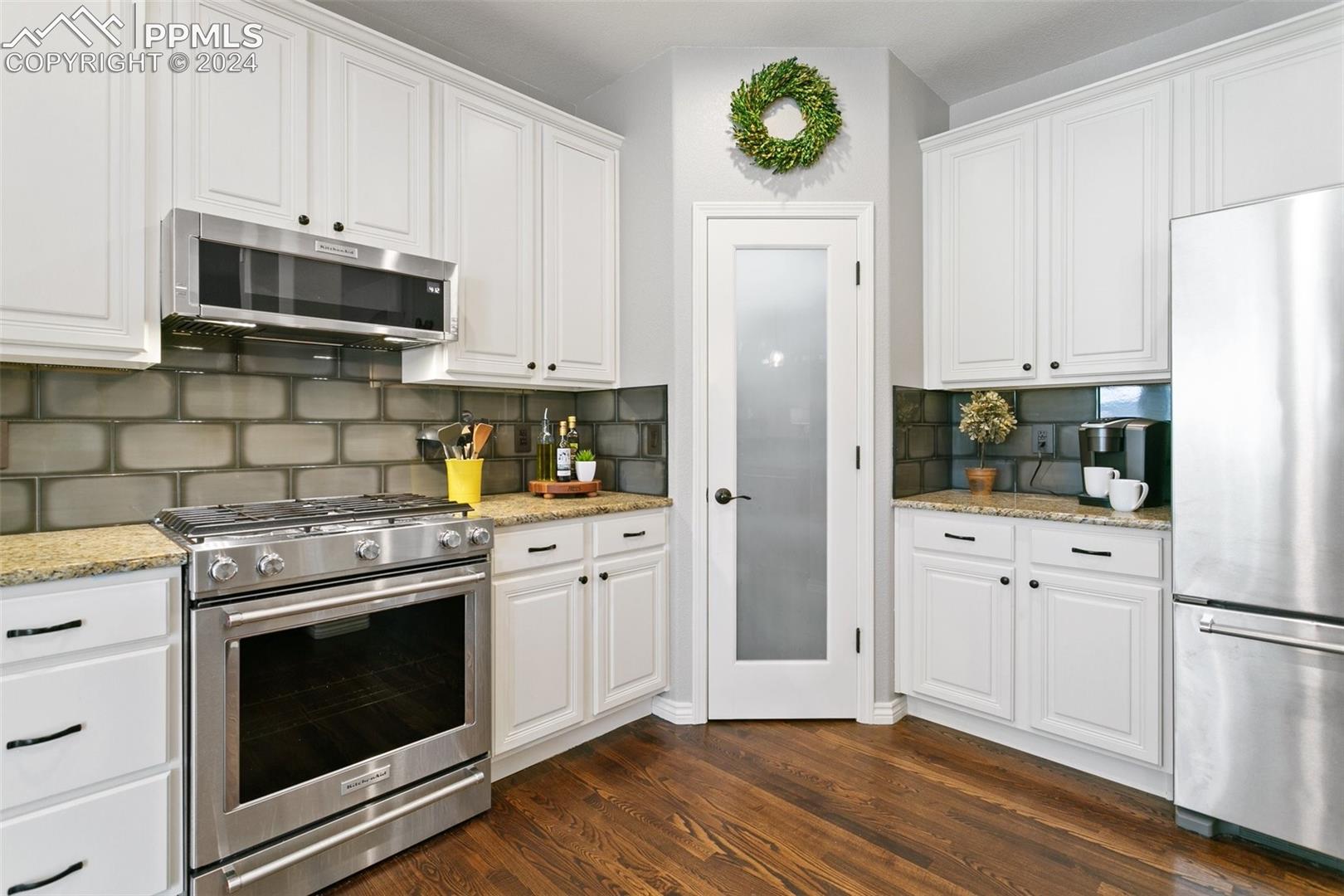 2843 Cinnabar Road Colorado Springs, CO 80921 - Photo 9 of 46 Gallery Image 9