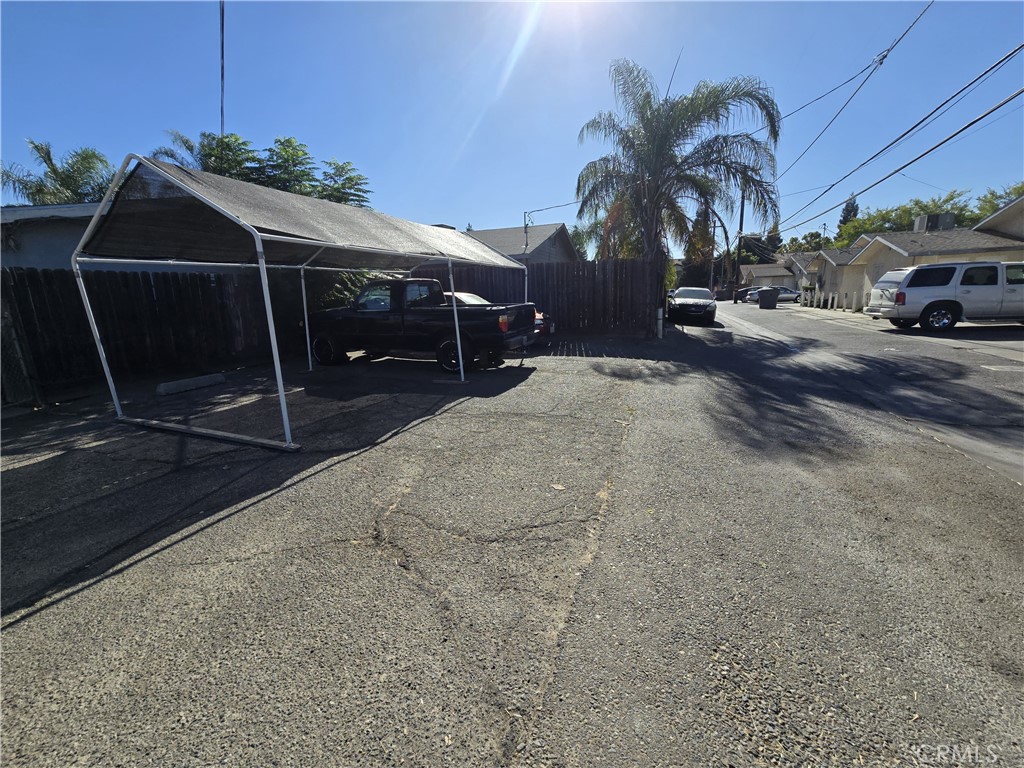 264 East 10th Street Merced, CA 95341 - Photo 7 of 10 a view of street with parked cars