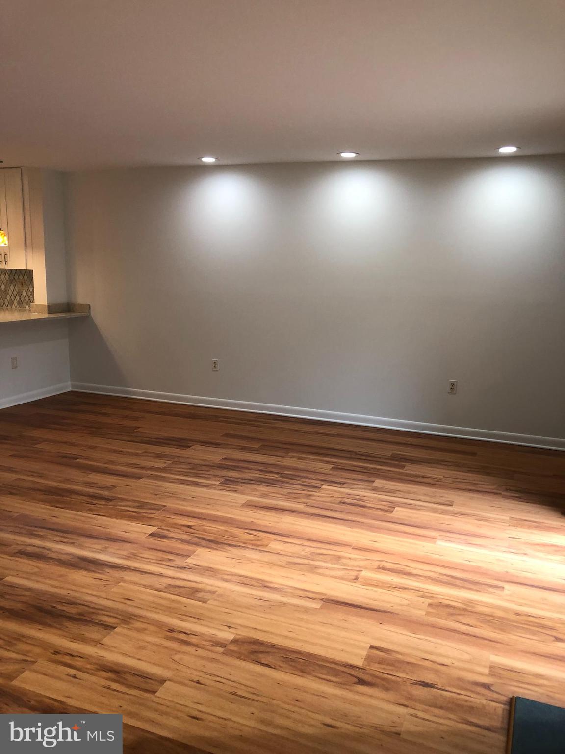 2013 Wethersfield Court Reston, VA 20191 - Photo 8 of 23 Dining Room
