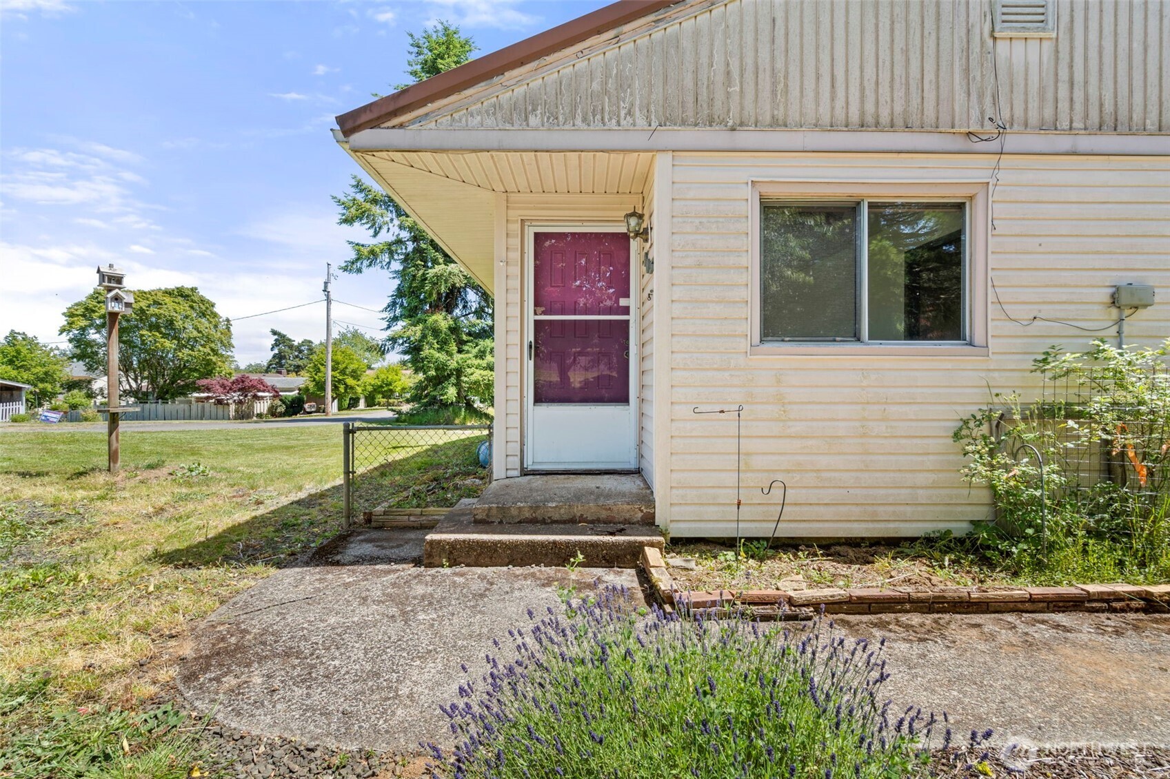 905 Peters Street Raymond, WA 98577 - Photo 5 of 29