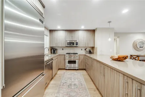 $1,599,999 | 247 Calliope Street, Laguna Beach, CA 92651