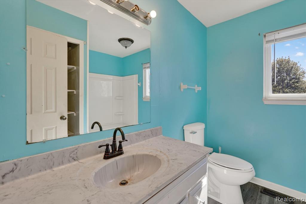 4450 North Vassar Road Flint, MI 48506 - Photo 14 of 37