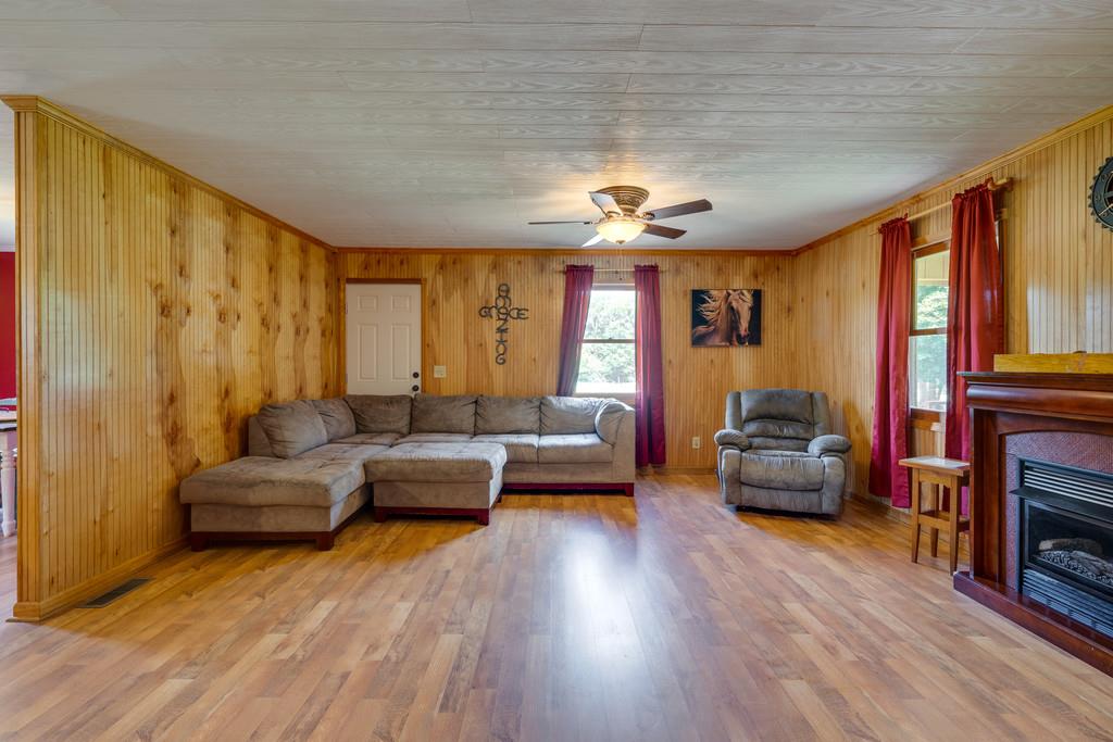 3181 Demastus Road Culleoka, TN 38451 - Photo 8 of 29 Gallery Image 8