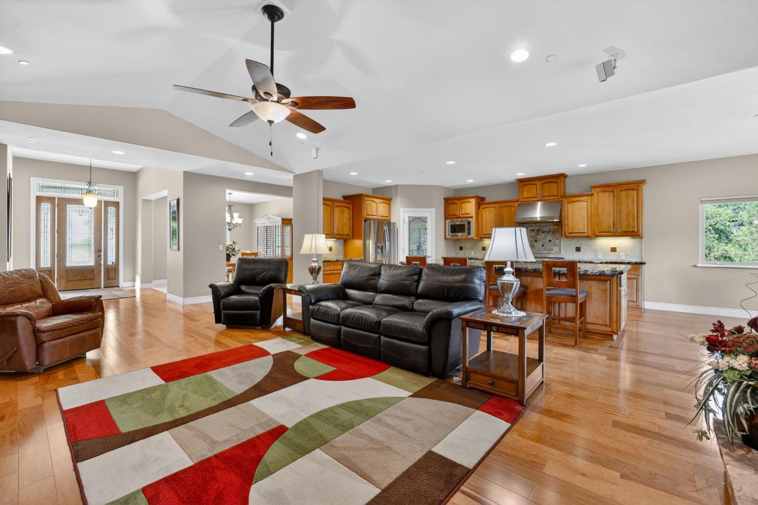 4554 Cross Creek Road Cool, CA 95614 - Photo 18 of 92