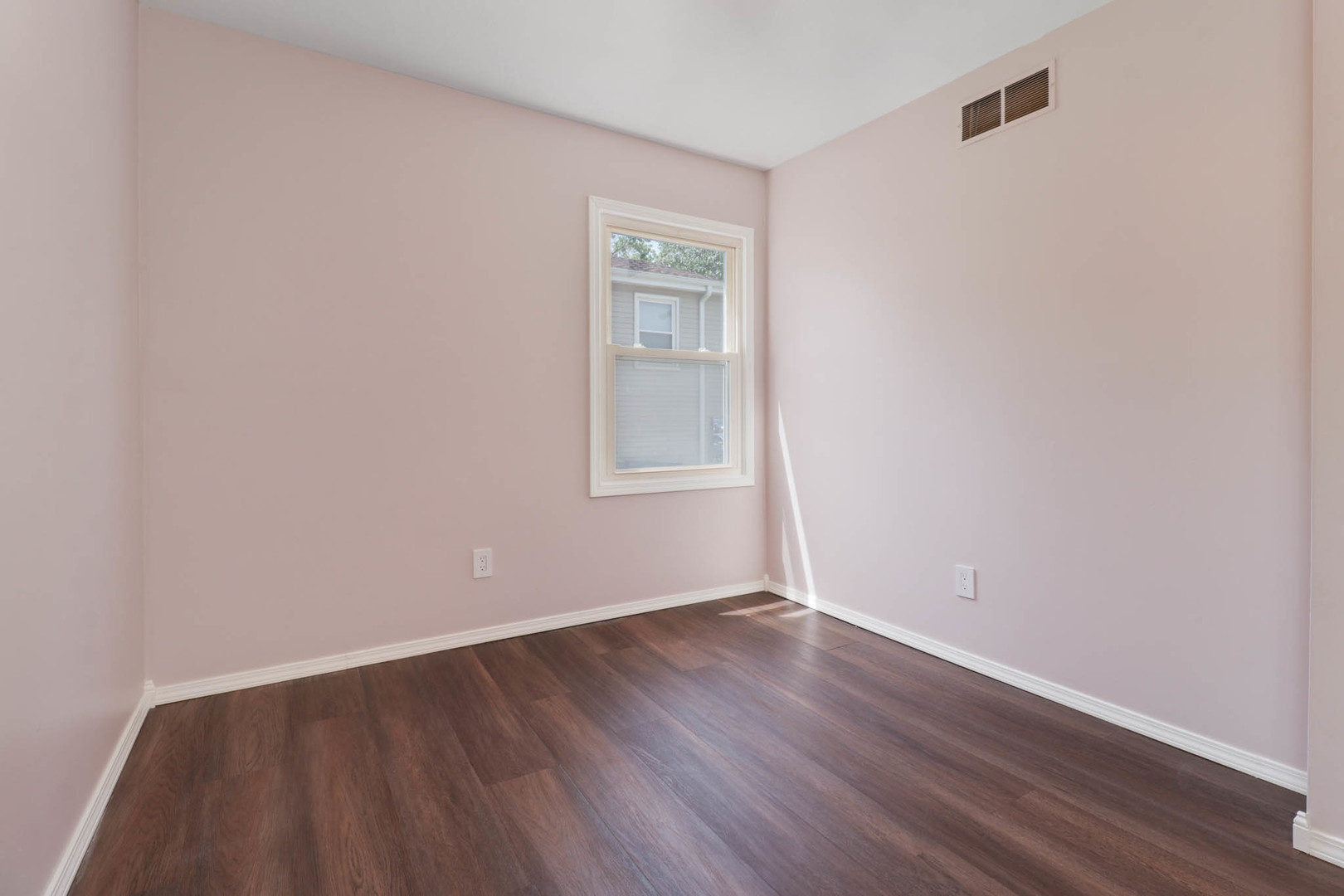1407 Ridgeport Avenue Bloomington, IL 61704 - Photo 15 of 41