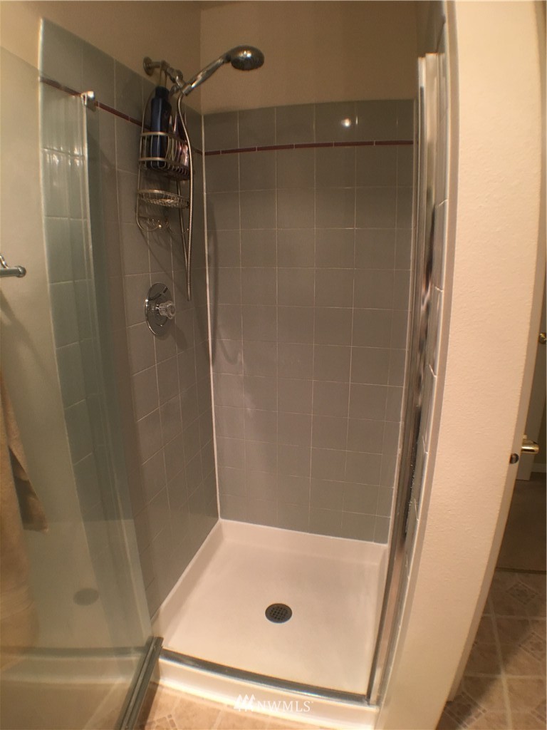 833 Southwest Sunset Boulevard, Unit F32 Renton, WA 98057 - Photo 22 of 25