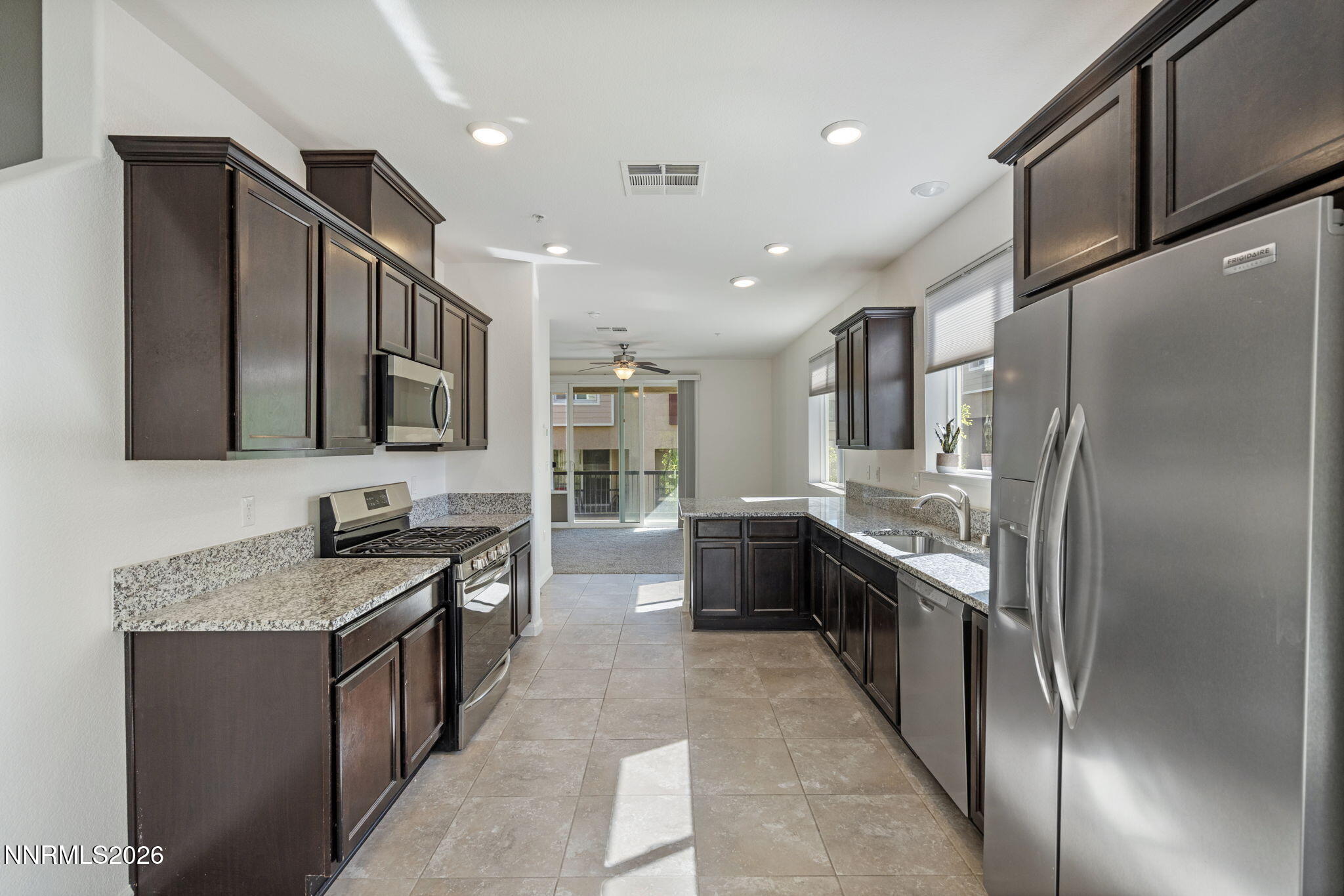 3040 Sterling Ridge Circle Sparks, NV 89431 - Photo 11 of 29 14-web-or-mls-DSC00483