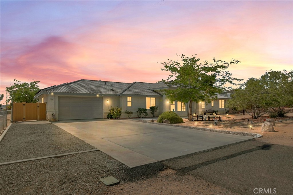 17112 Century Plant Road Apple Valley, CA 92307 - Photo 6 of 30