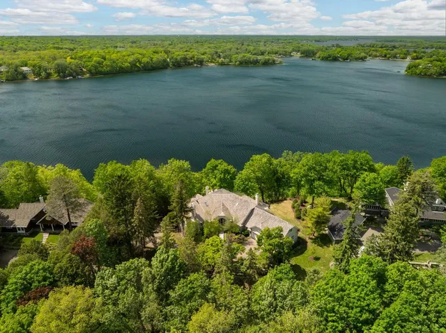 $3,799,000 | 6060 Ridge Road, Shorewood, MN 55331