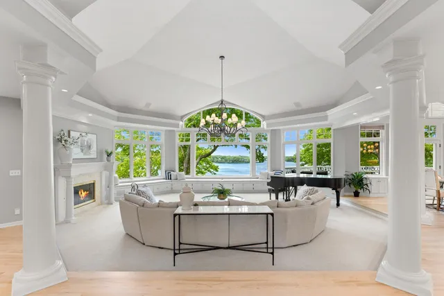 $3,799,000 | 6060 Ridge Road, Shorewood, MN 55331