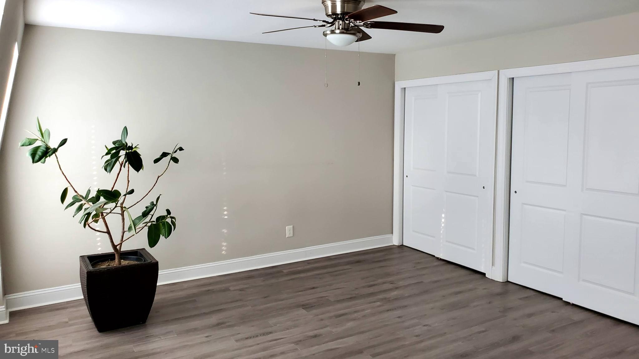 11859A Academy Road, Unit F7 Philadelphia, PA 19154 - Photo 24 of 50 Master bedroom
