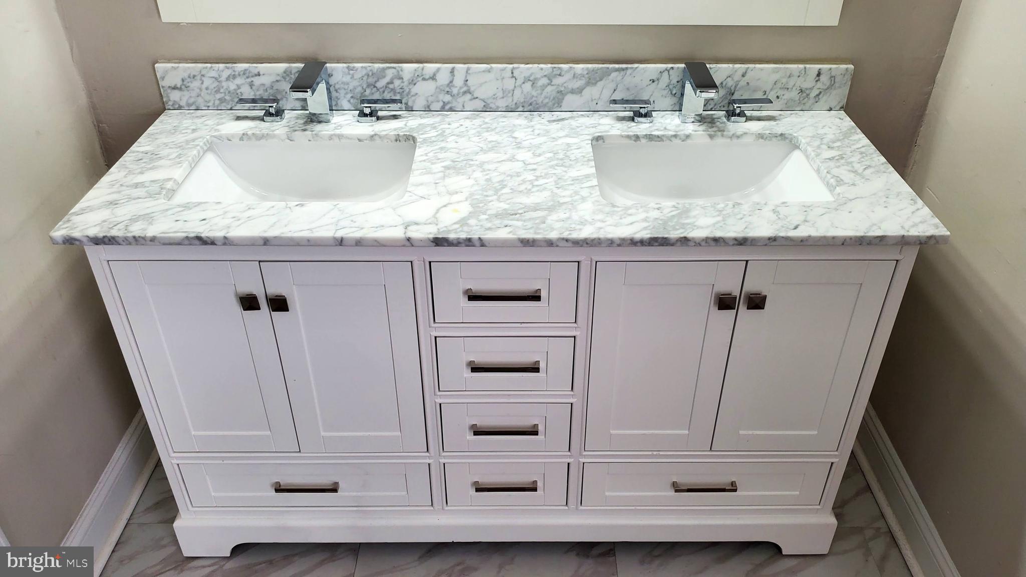 11859A Academy Road, Unit F7 Philadelphia, PA 19154 - Photo 29 of 50 Master bath