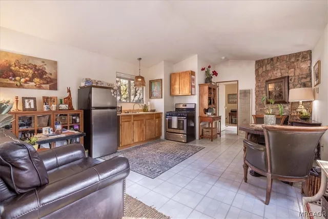 $285,000 | 417 Spruce Lane, Sugarloaf, CA 92386