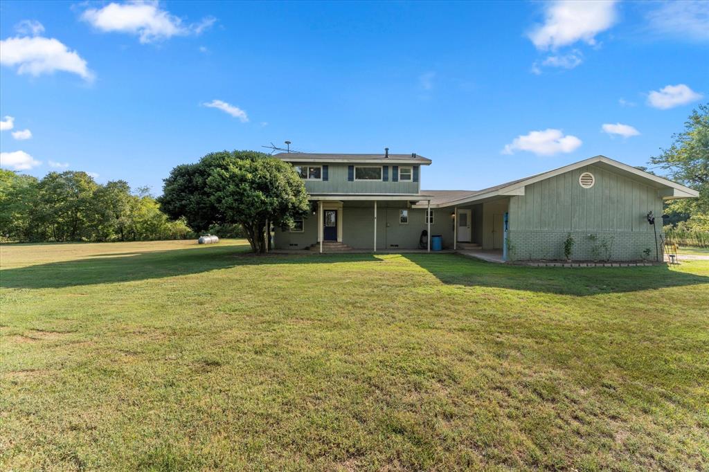 4385 Farm To Market 2254 Pittsburg, TX 75686 - Photo 3 of 28