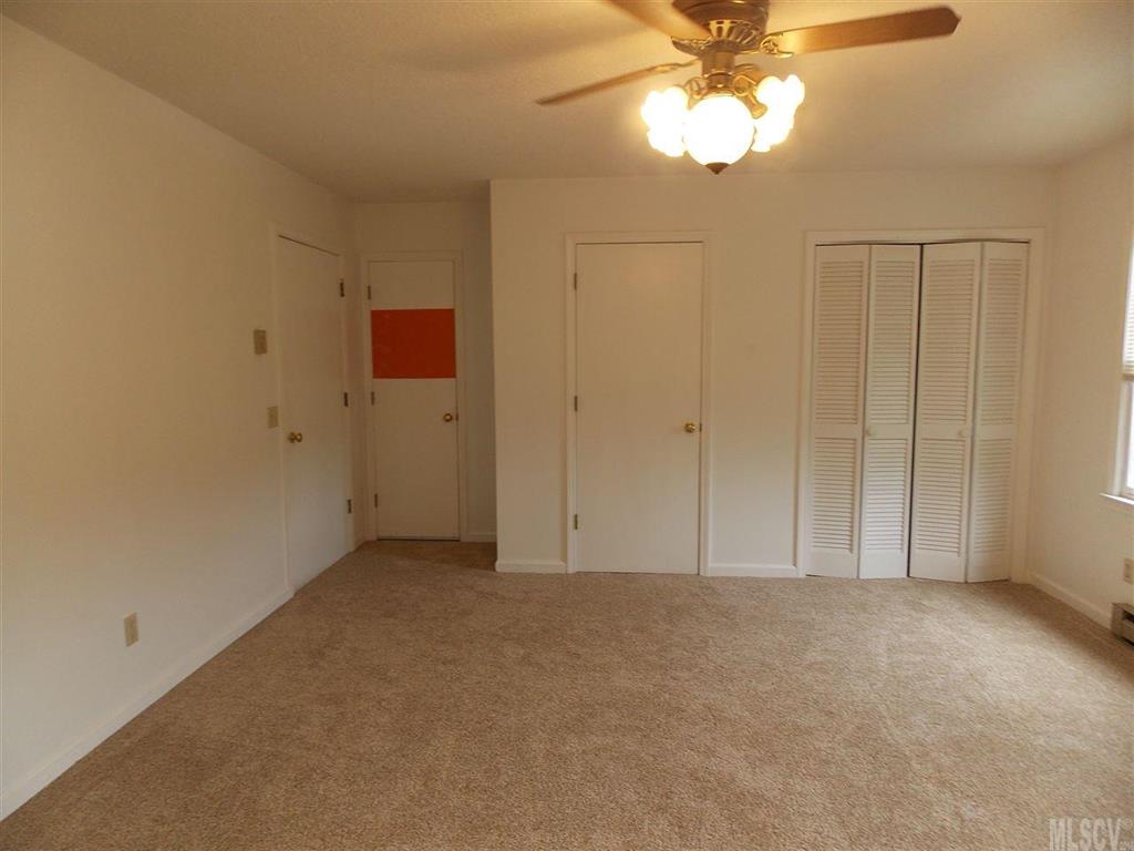 3504 Hollywood Ridge Road Lenoir, NC 28645 - Photo 8 of 25 Gallery Image 8