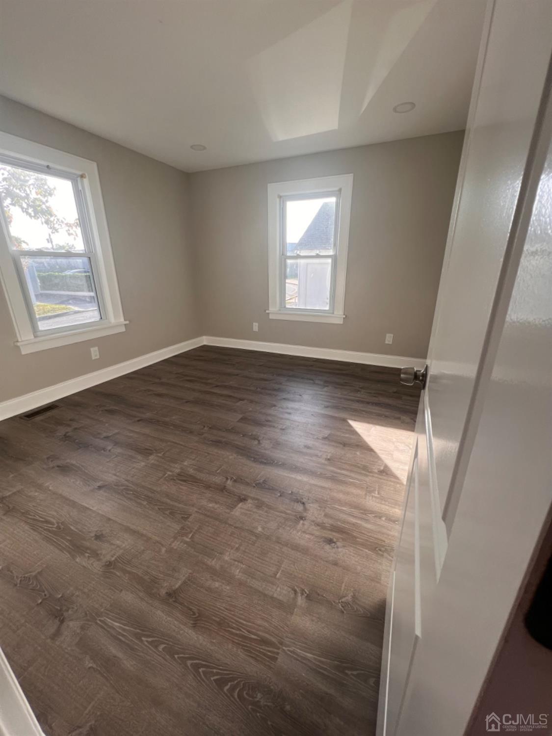 186 Old Road Sewaren, NJ 07077 - Photo 7 of 7 a view of empty room with window
