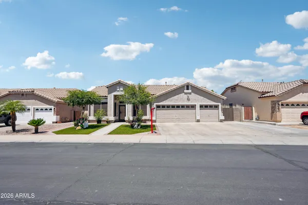 $498,000 | 8334 West Marlette Avenue, Glendale, AZ 85305