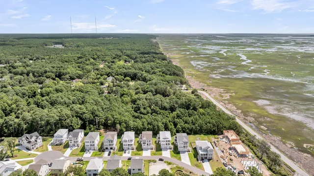 $1,637,210 | 1051 Capersview Court, Awendaw, SC 29429