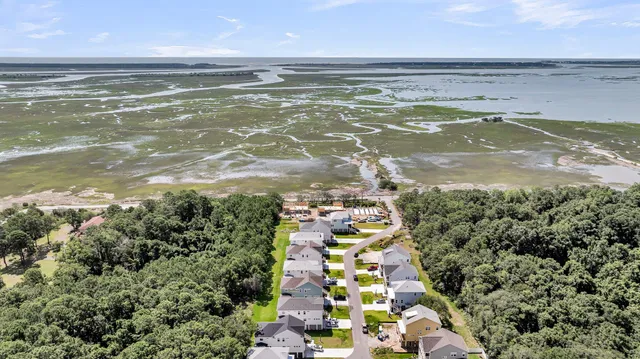 $1,637,210 | 1051 Capersview Court, Awendaw, SC 29429