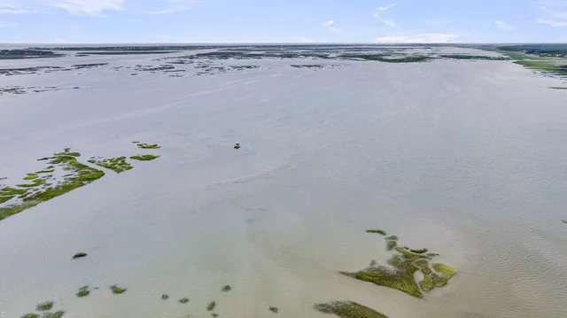 $1,637,210 | 1051 Capersview Court, Awendaw, SC 29429