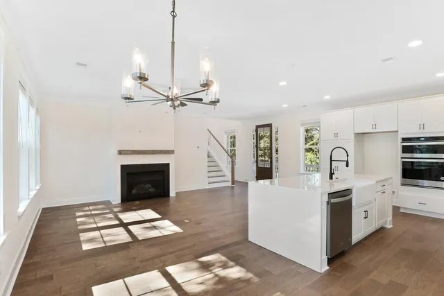 $1,637,210 | 1051 Capersview Court, Awendaw, SC 29429