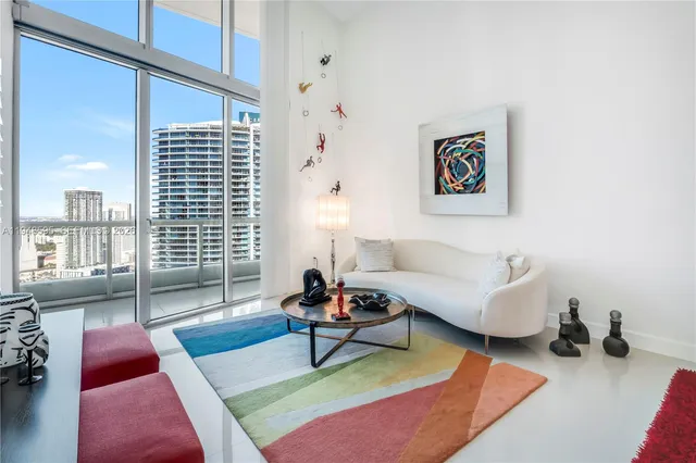 $639,000 | 465 Brickell Avenue, Unit 4106, Miami, FL 33131